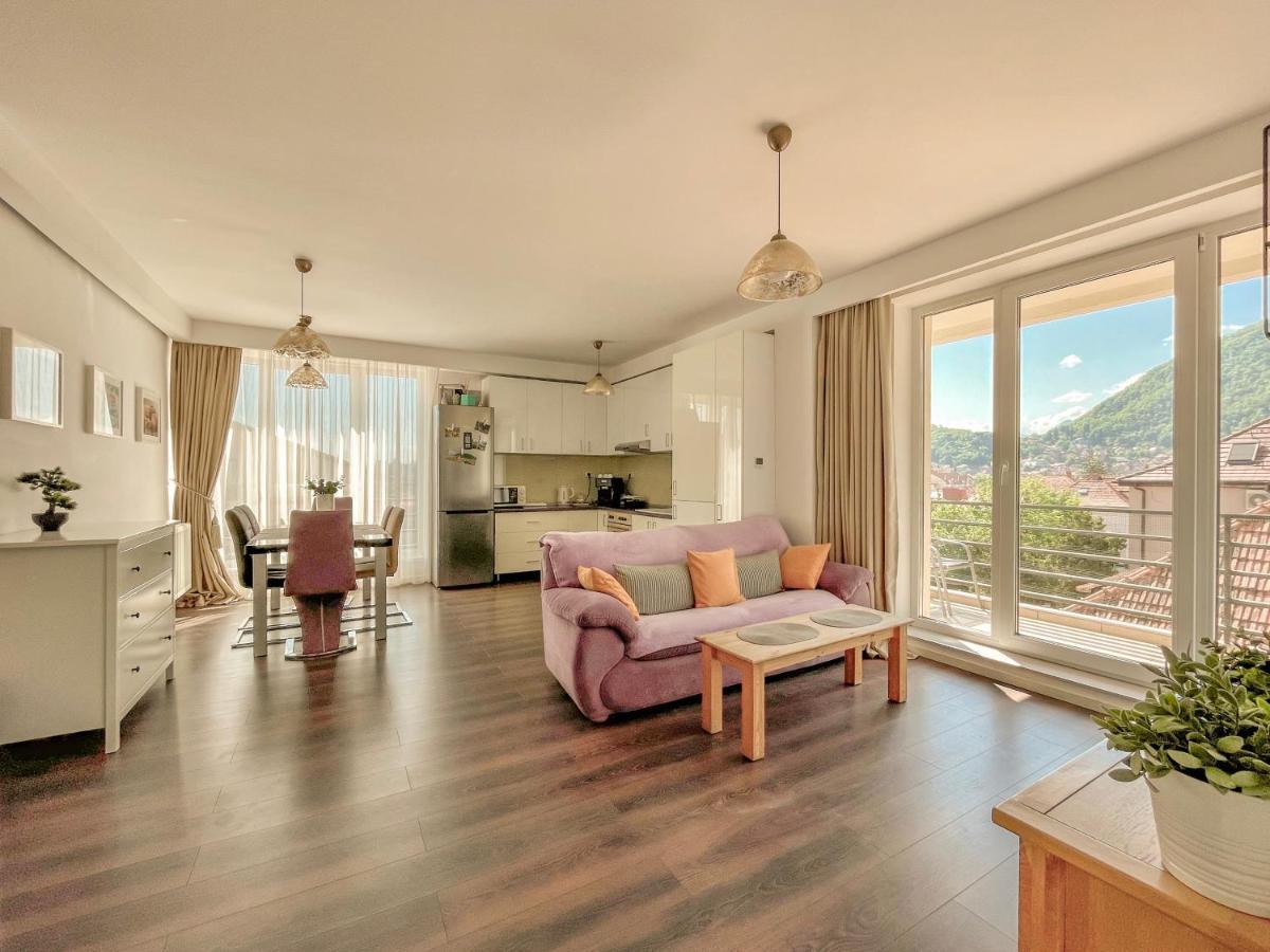Central Premium Apartment Brasov Ngoại thất bức ảnh