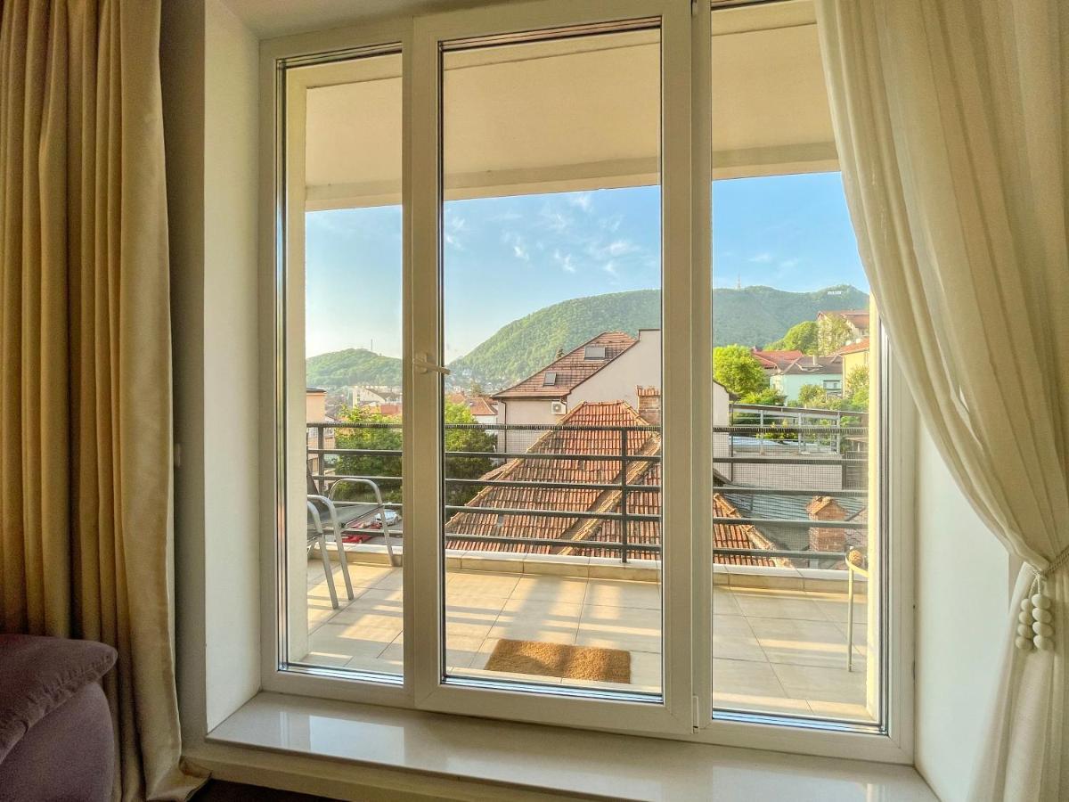 Central Premium Apartment Brasov Ngoại thất bức ảnh
