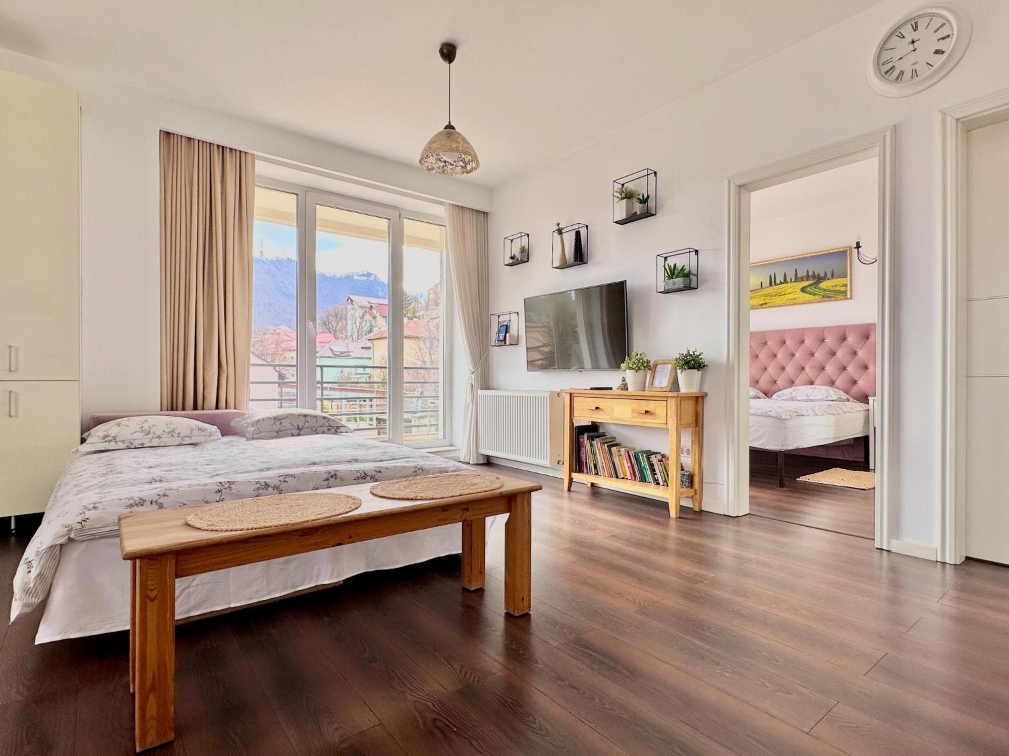 Central Premium Apartment Brasov Ngoại thất bức ảnh