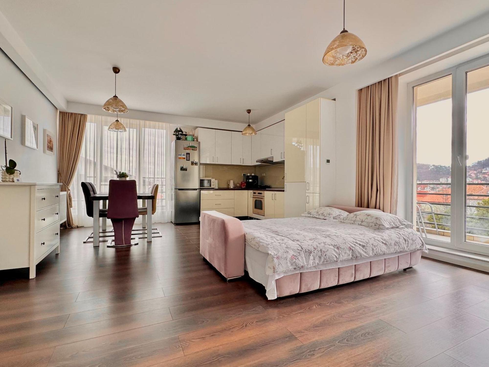 Central Premium Apartment Brasov Ngoại thất bức ảnh