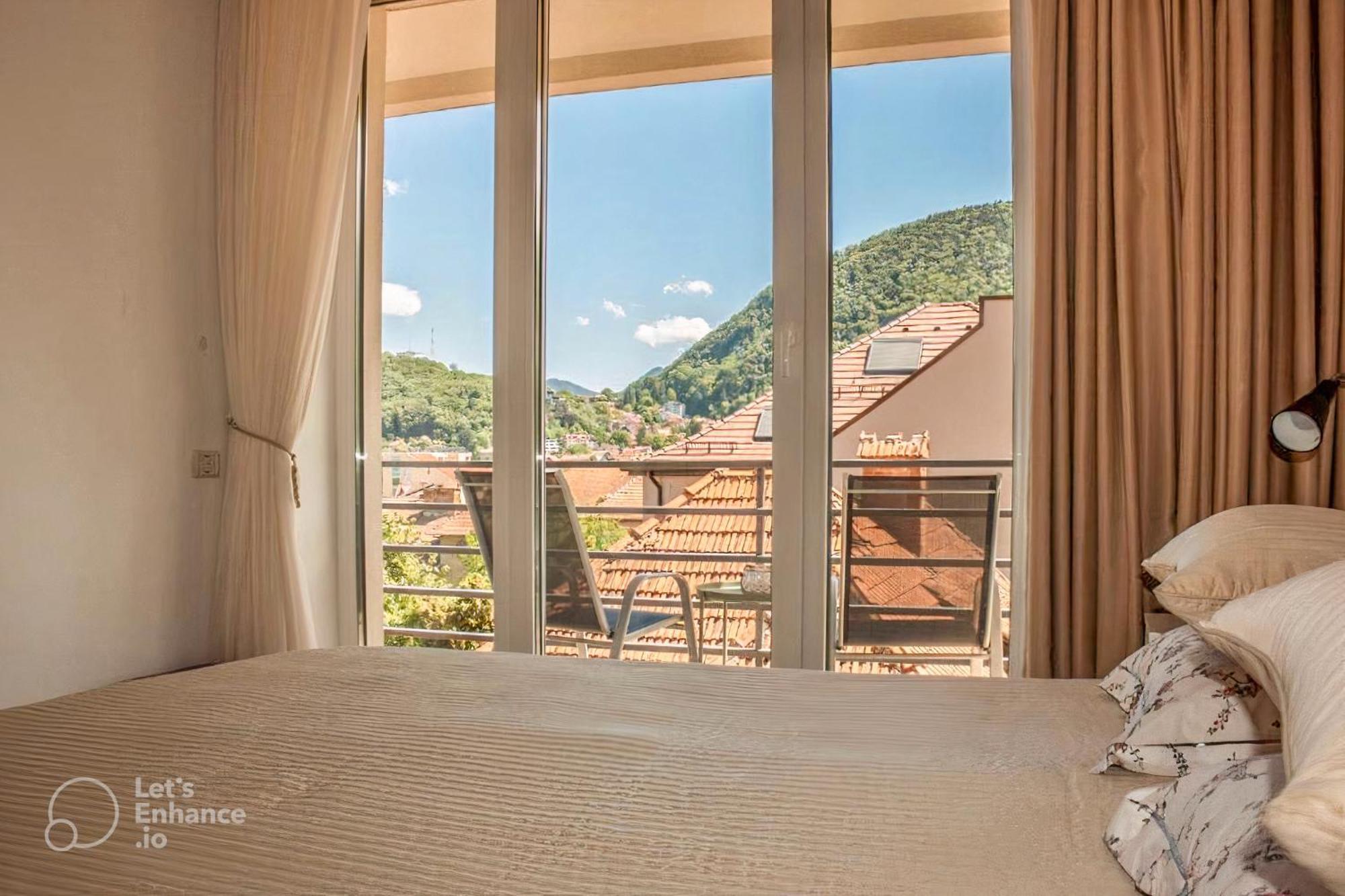 Central Premium Apartment Brasov Ngoại thất bức ảnh